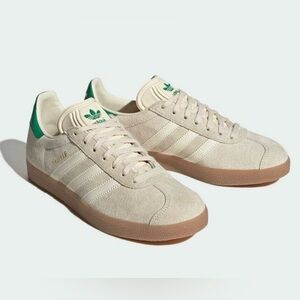 Adidas Gazelle in Wonder White & Gum Green Size 7.5